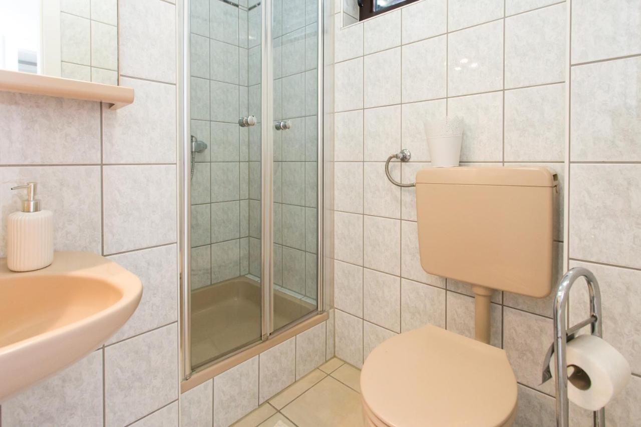 Apartmani Stanic Seget Vranjica Buitenkant foto